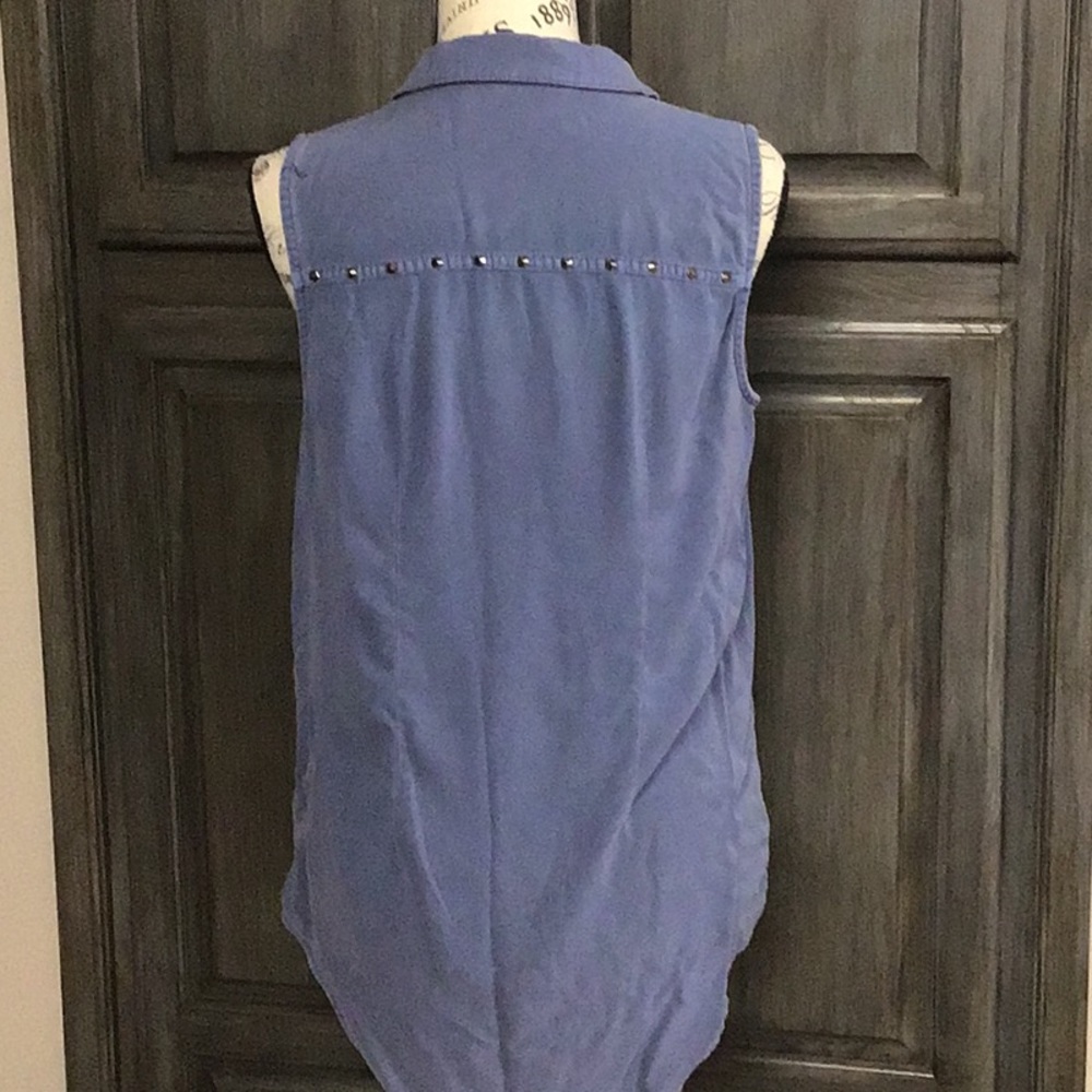 Rock Republic sleeveless top. - Picture 4 of 6